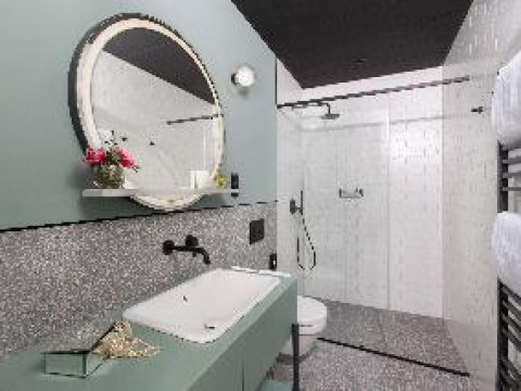 ALICE HOTEL