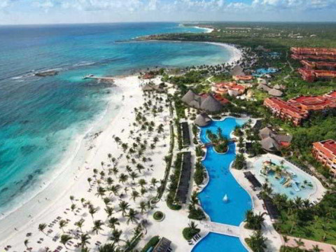 Barcelo Maya Colonial