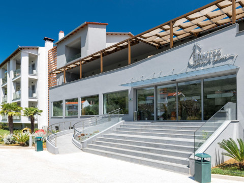 Princess Golden Beach Hotel