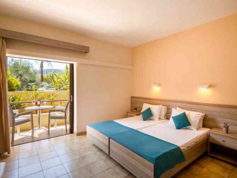 Hotel Rossis
