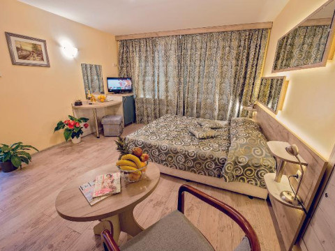 VICTORIA HOTEL