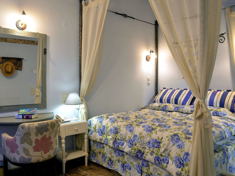 VILLA IN PALEOKASTRITES WITH SWIMMING POOL NEAR BEACHES