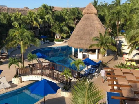 The Reef Coco Beach