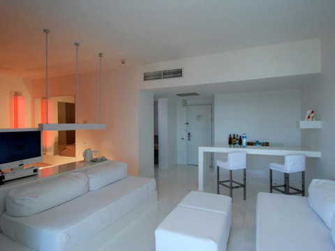 SUNIS HOTEL SU