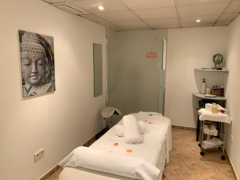 Monarque Sultan Aparthotel