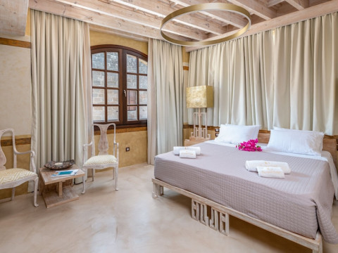 10GR BOUTIQUE HOTEL amp; WINE BAR RHODES