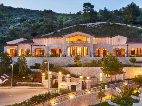 Cap Vermell Grand