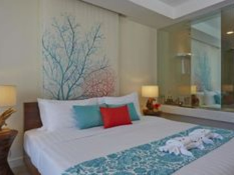 BANDARA PHUKET BEACH RESORT
