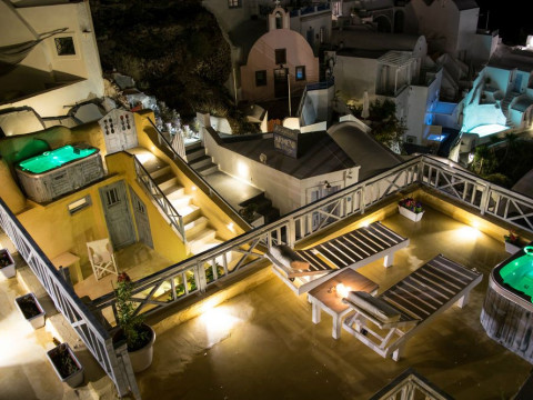 Kaleidoscope Santorini Luxury Cave Houses