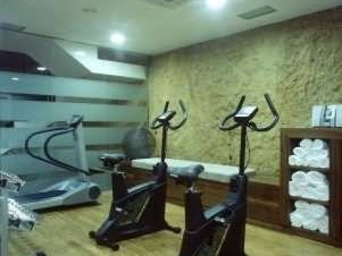 AC HOTEL IRLA BY MARRIOTT