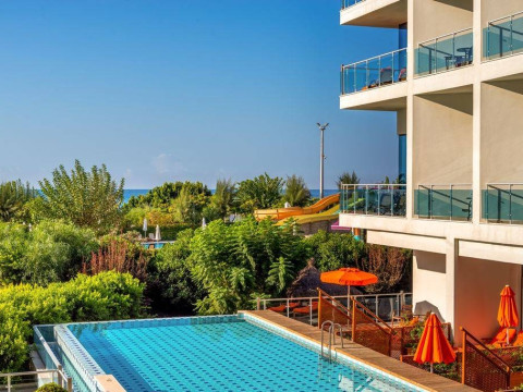 Commodore Elite Suites
