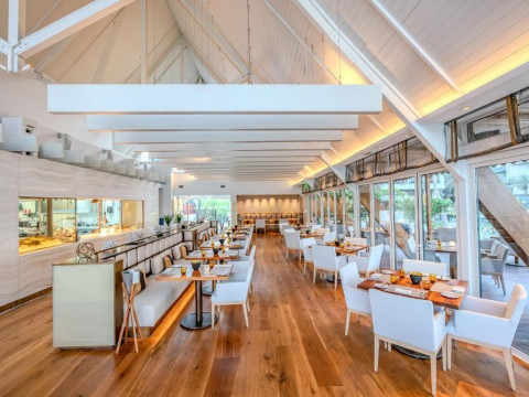 Beach Rotana Hotel & Tower Abu Dhabi