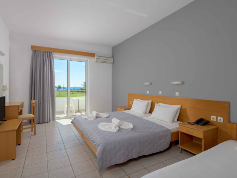 Stafilia Beach Hotel