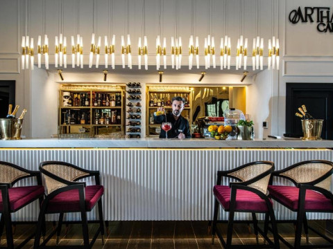 ZET HOTEL.