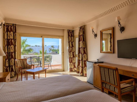 Continental Plaza Beach Resort