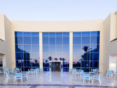 Amwaj Oyoun Resort