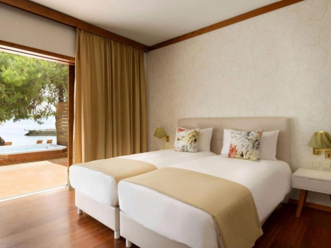 Wyndham Loutraki Poseidon Resort