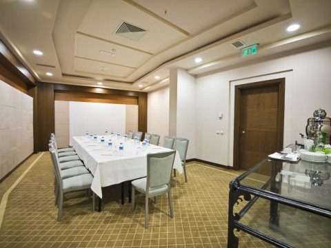 LIMAK LARA DELUXE HOTEL