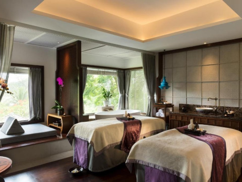 Anantara Phuket Layan Resort