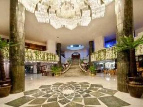 ALADDIN BEACH RESORT