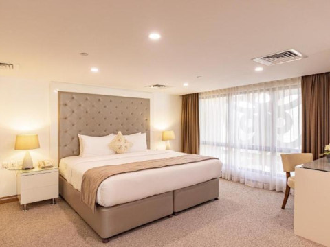 RODA AMWAJ SUITES