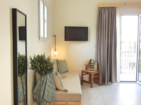 Capella Skiathos Town