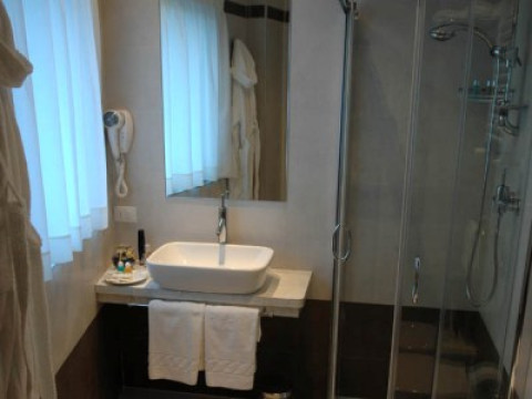 ALVERI