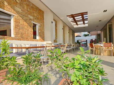 Evilion and Stilvi Hotels