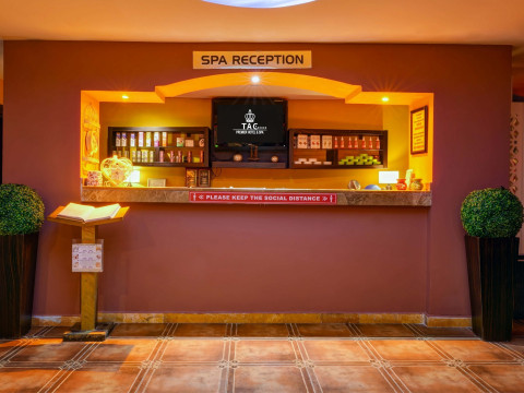Tac Premier Hotel