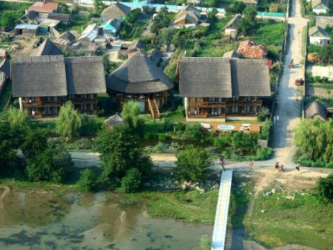 COMPLEX GREEN VILLAGE