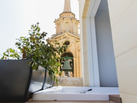 1926 LE PARISOT BOUTIQUE SUITES