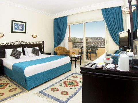 PYRAMISA BEACH RESORT SAHL HASHEESH