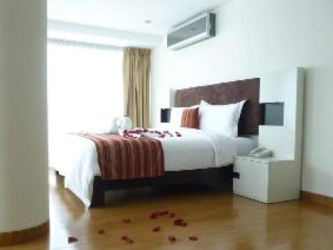 ALLPA HOTEL AND SUITES