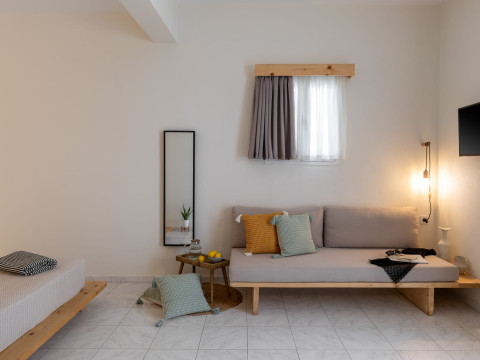 Capella Skiathos Town