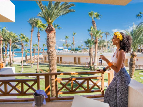 Meraki Resort