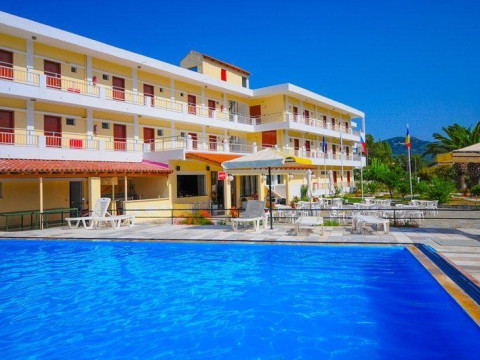 Prassino Nissi Hotel