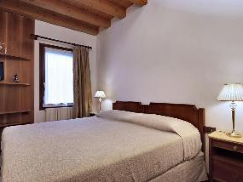 500 BED AND BREAKFAST