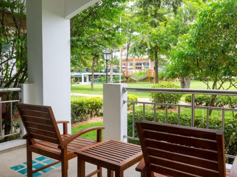 Pinnacle Grand Jomtien Resort & Beach Club