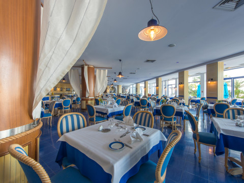 Regency Hotel & Spa