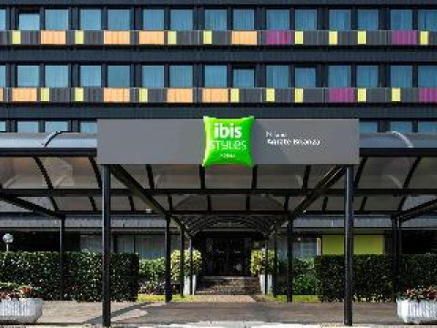 IBIS STYLES MILANO AGRATE BRIANZA (20 KM FROM MILAN)