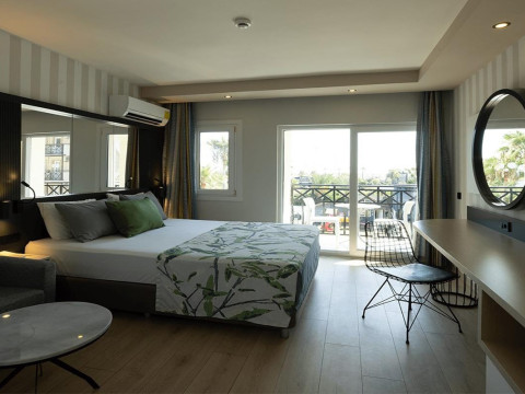 EOS Beach Resort