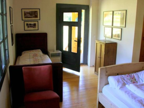 DOBRICA HUNTING LODGE