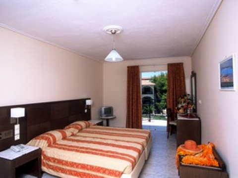 KATERINA PALACE HOTEL