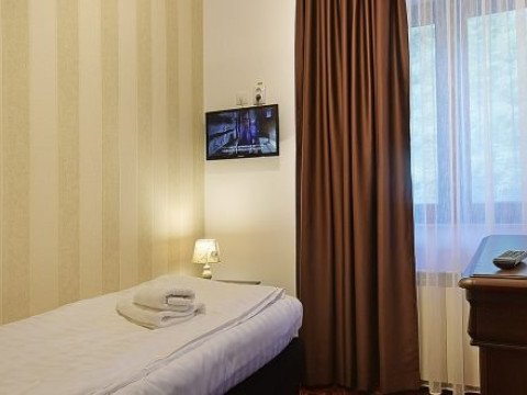 HOTEL MOLDAVIA