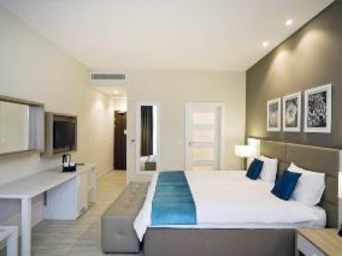 SALINI RESORT