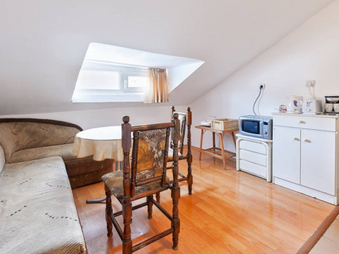 SAMUIL APARTMENTS