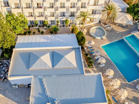 Pefkos Breeze