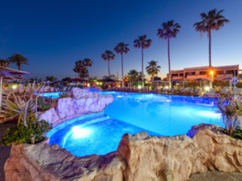 PAVLO NAPA BEACH HOTEL