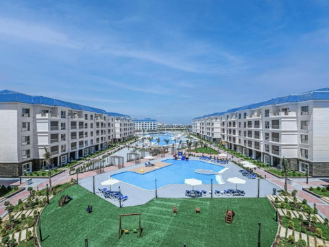 Azur One Eleven Hotel