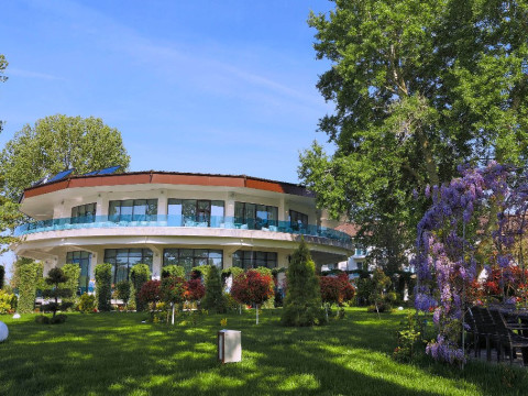 Lebada Luxury Resort Spa